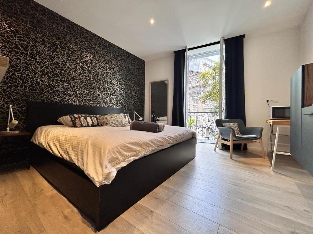 Tour D'Auvergne - Appartements En Plein Centre Ville, Proche De La Cathedrale Et De La Place De Jaude Clermont-Ferrand Extérieur photo
