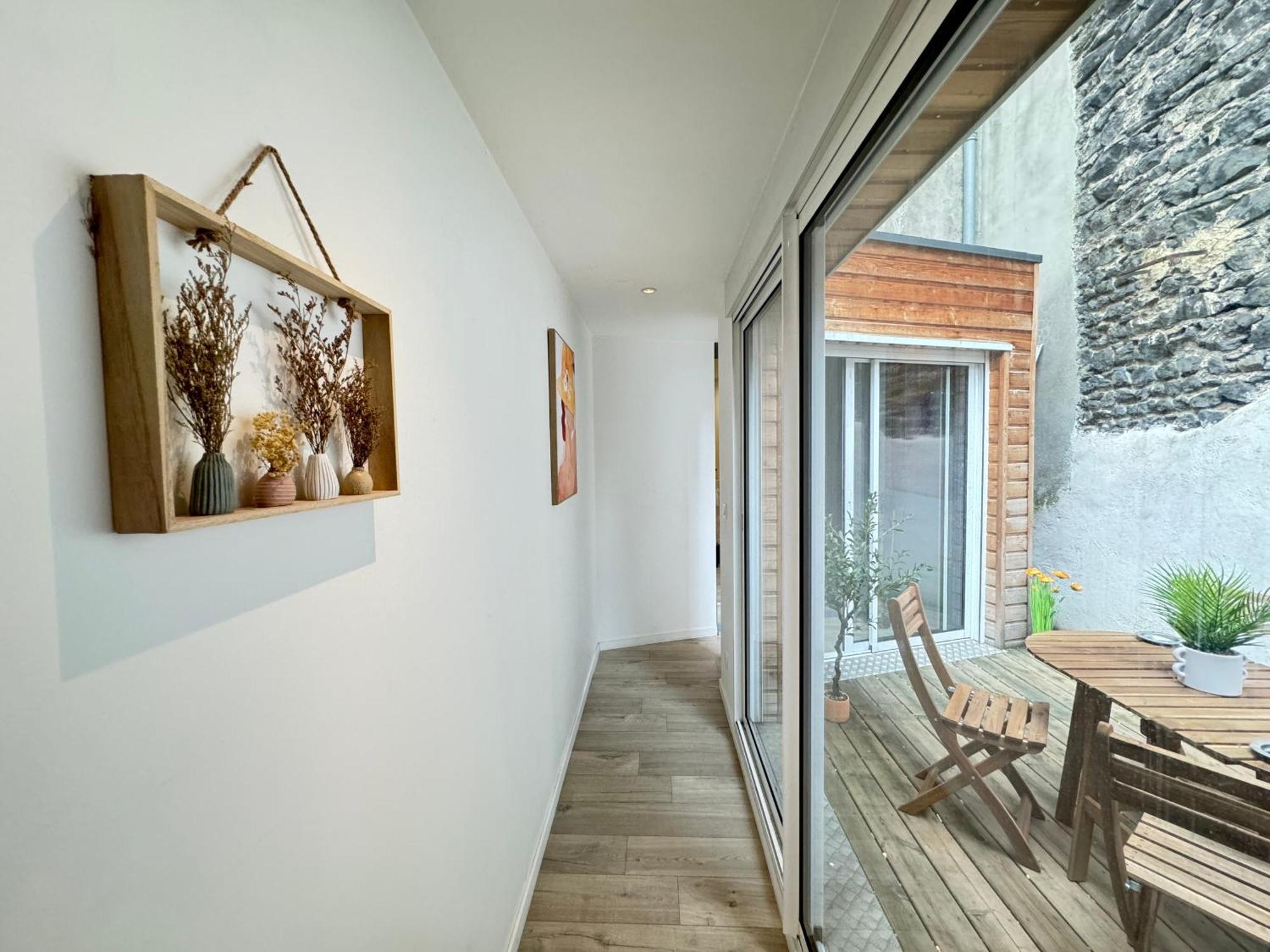 Tour D'Auvergne - Appartements En Plein Centre Ville, Proche De La Cathedrale Et De La Place De Jaude Clermont-Ferrand Extérieur photo
